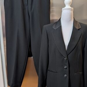 Tuxedo Size 12P Kasper A.S.L. Petite Black Satin Stripe 2 Pcs. Pant Suit Formal